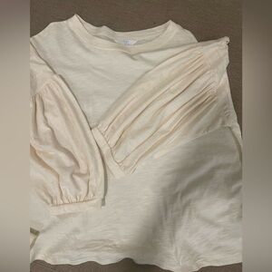 Light Cream Puff-Sleeve Women's Top 22  across x23.5 long